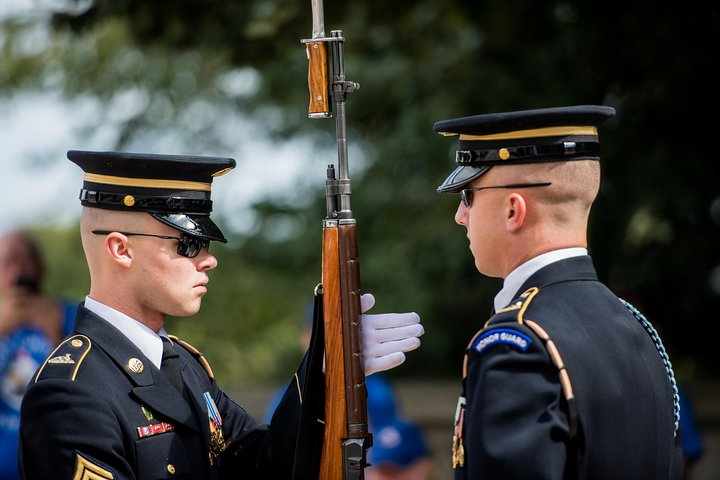 Arlington Cemetery Small-Group Tour & Changing of the Guards - Photo 1 of 25
